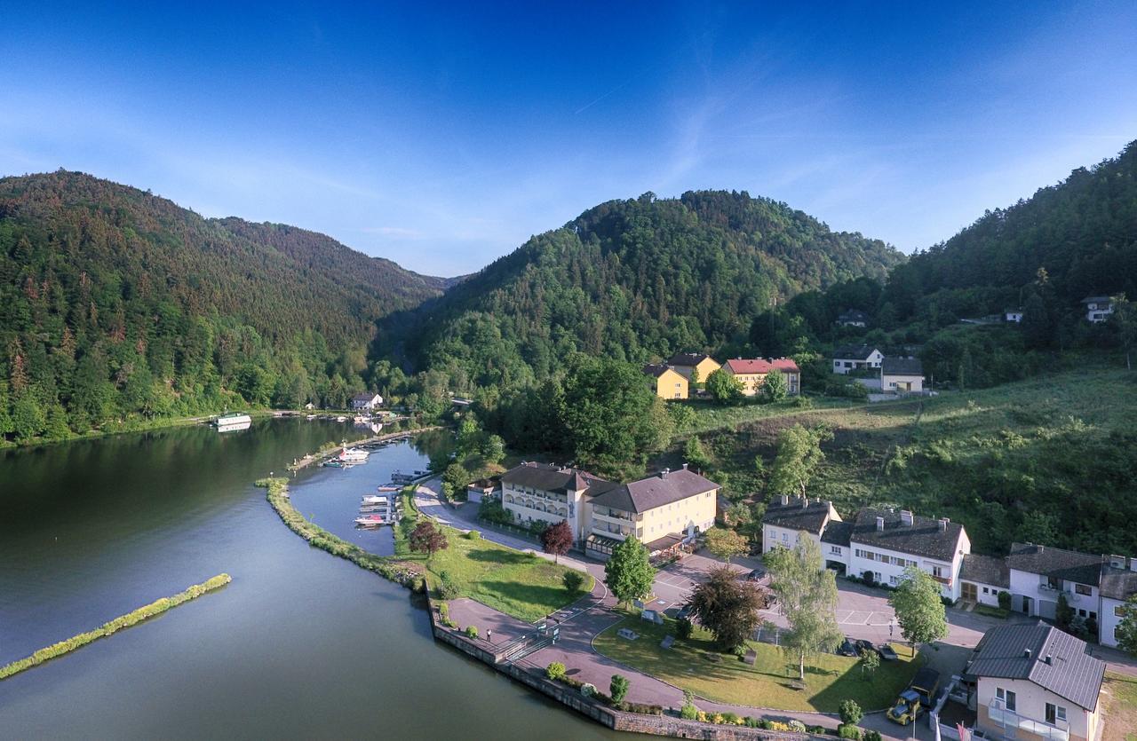 Gasthof - Landhotel Ernst Untermuhl Exteriér fotografie